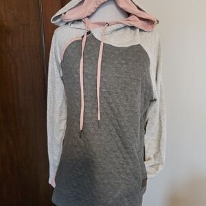 Quilted Gray & Light Pink Hooded Pullover